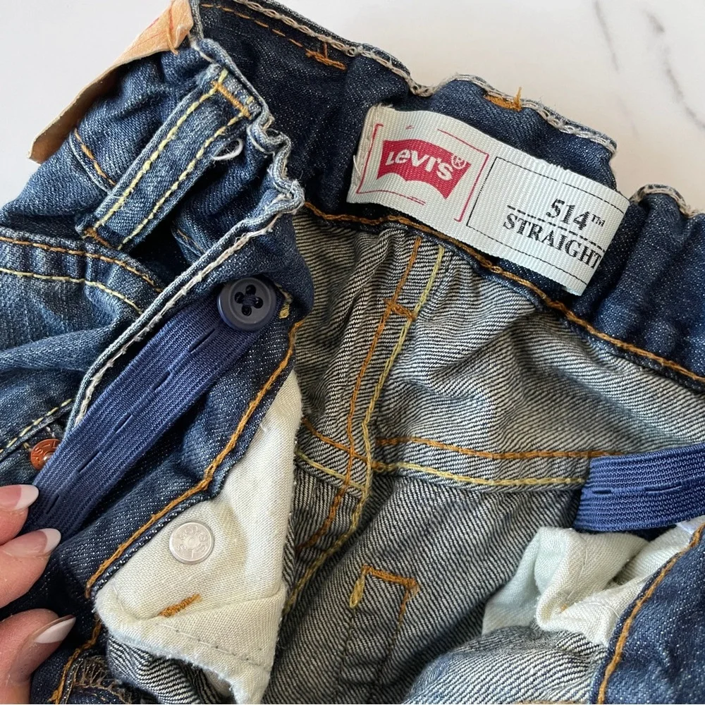 Levi’s 514 straight leg child’s 10 regular 25” x 25” whiskering